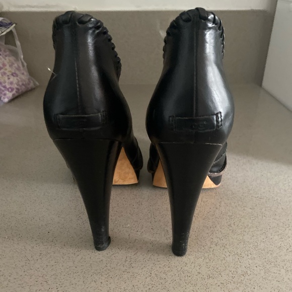 UGG High Heels - Picture 4 of 7